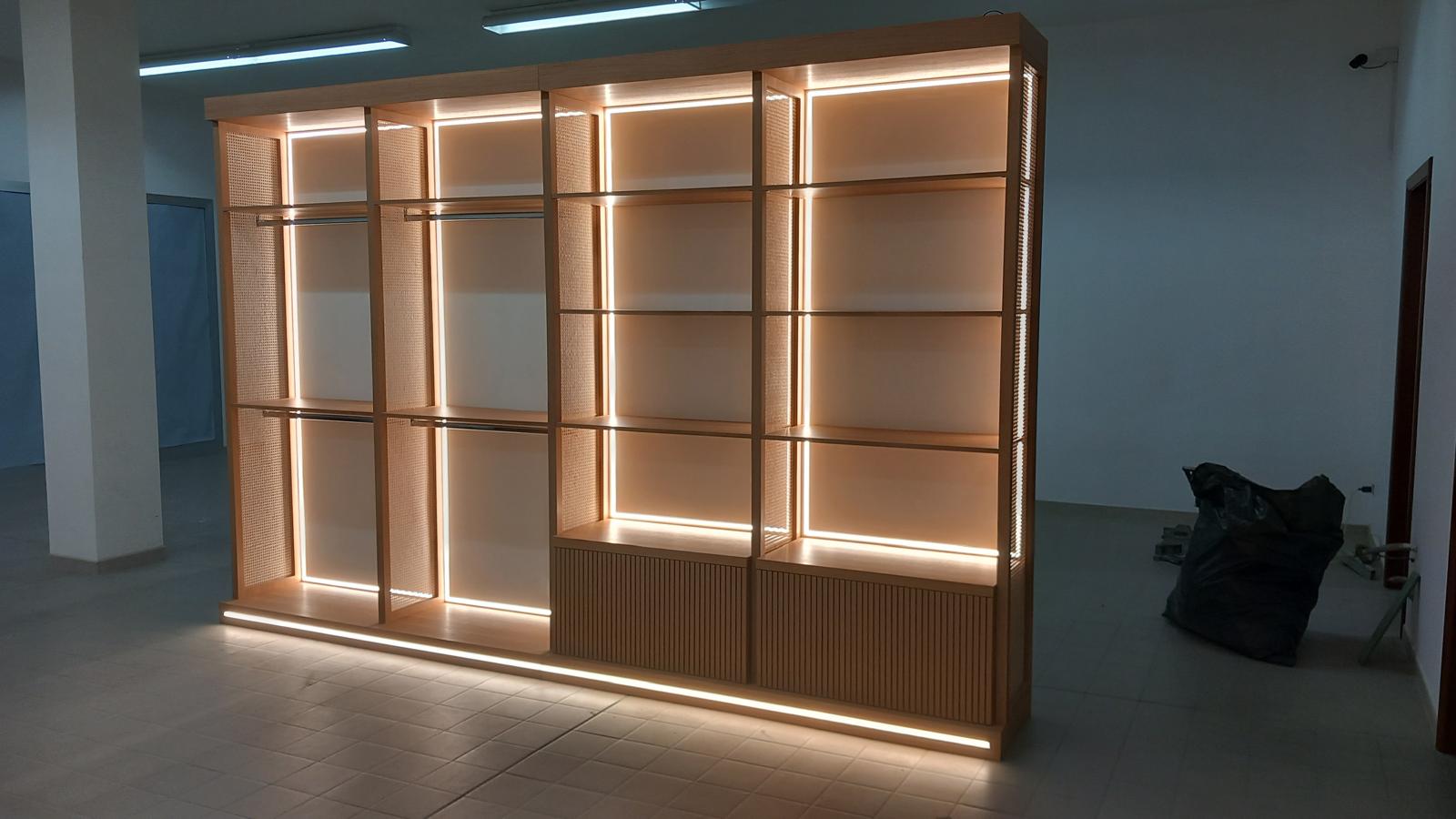 contract arredo Como Borgagne di Melendugno